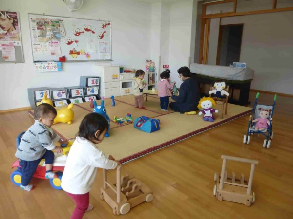 愛・子育てひろば