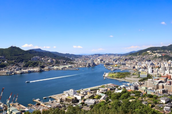 04-09　2020年鍋冠山からの市街地全景
