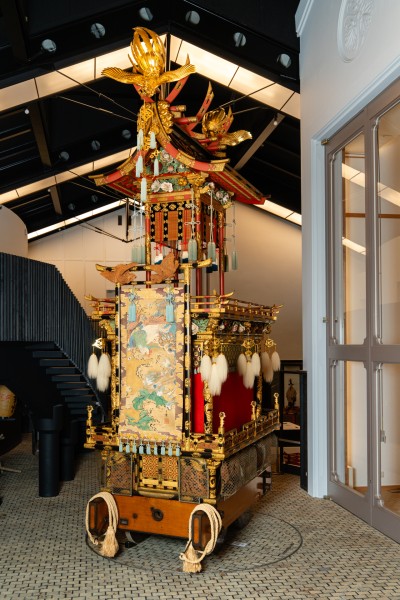 古川祭屋台_鳳凰台_背面から右面側