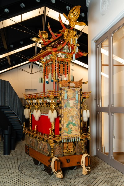 古川祭屋台_鳳凰台_背面から左面側