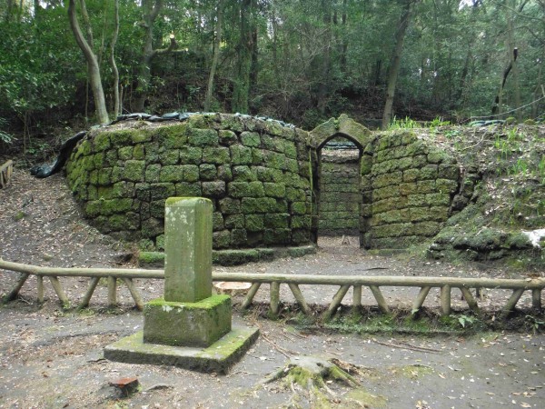 寺山炭窯跡(てらやますみがまあと)