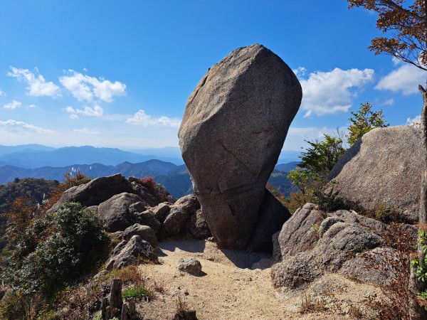 仙ノ石（仙ヶ岳）
